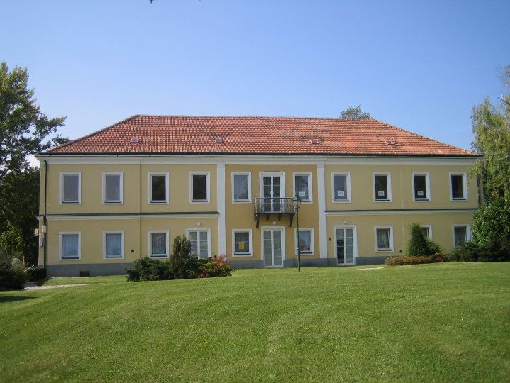 Herrenhaus - Stadtbücherei Ternitz